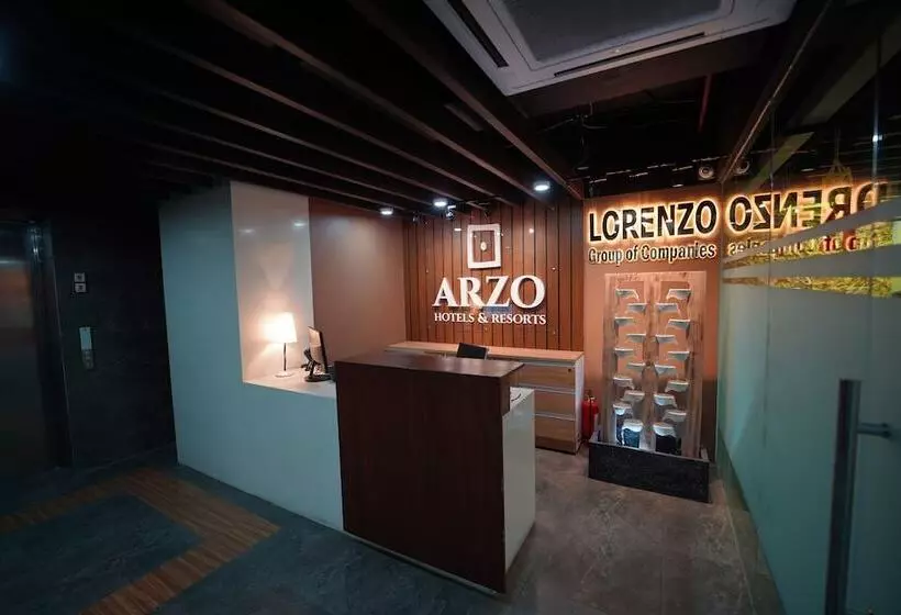 Arzo Hotel Premier