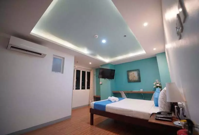 Arzo Hotel Premier