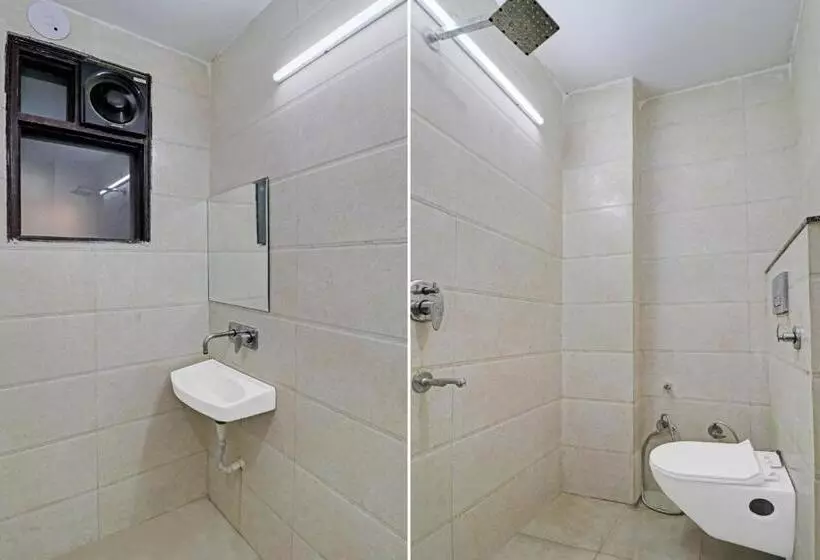 Hotelli Knight Inn Near Samaypur Badli Metro Station