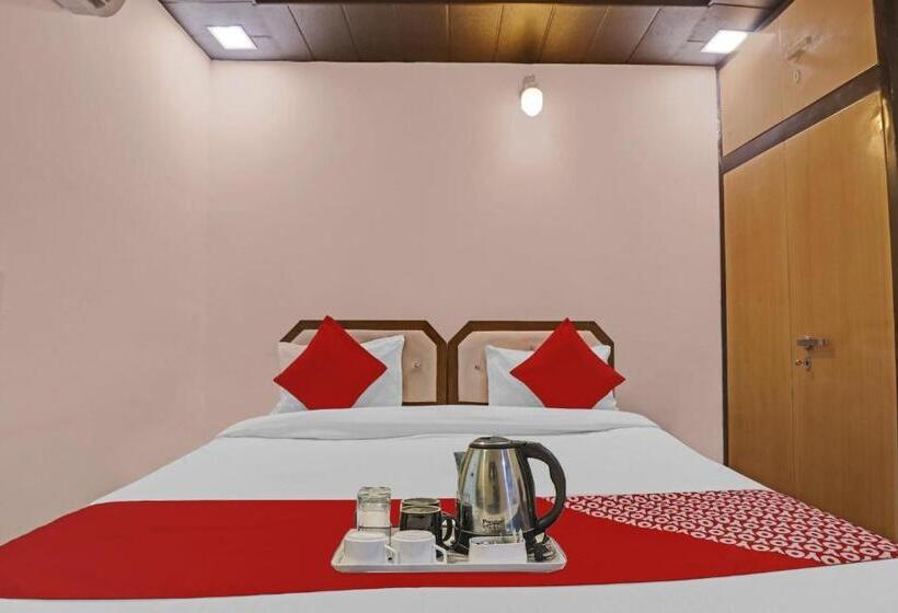 هتل Knight Inn Near Samaypur Badli Metro Station