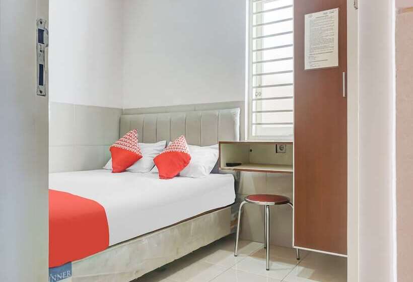 בית מלון כפרי Oyo 91316 Hh Guest House Makassar