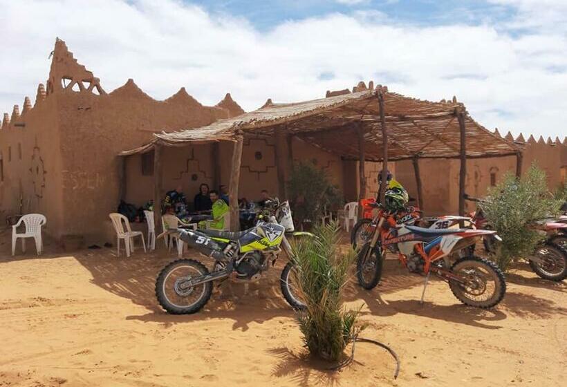 פנסיון Auberge Dinosaur Kem Kem