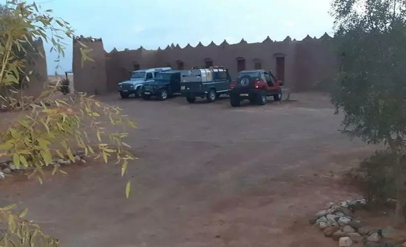 Majatalo Auberge Dinosaur Kem Kem