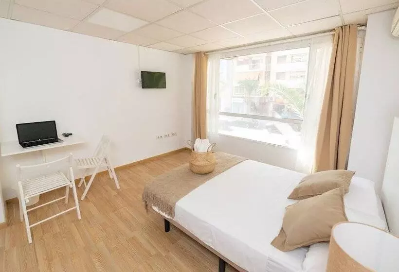 پانسیون Old Town La Estacion