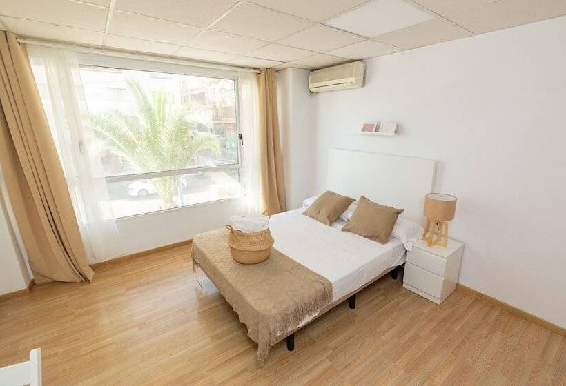 پانسیون Old Town La Estacion