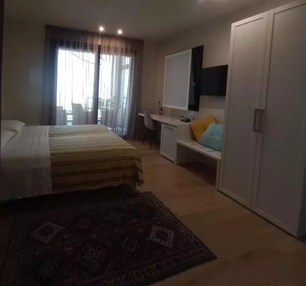 Majatalo Terrazza San Vettore Camere Con Colazione, Relax In Collina Con Vista Sui Vigneti Docg Asolo