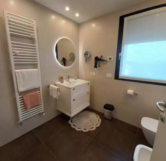 Majatalo Terrazza San Vettore Camere Con Colazione, Relax In Collina Con Vista Sui Vigneti Docg Asolo