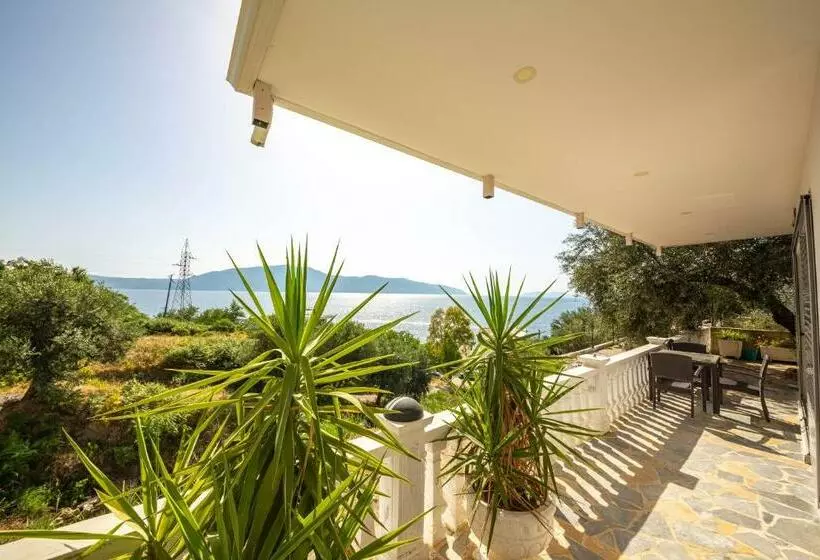 پانسیون Villa 69   Jonufer