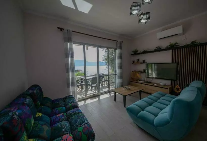پانسیون Villa 69   Jonufer