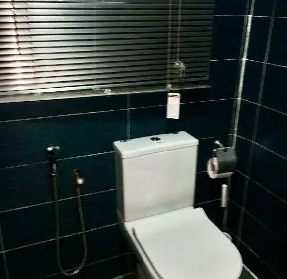 تختخواب و صبحانه De Omega Homes   Serviced Apartment Jahi, Abuja