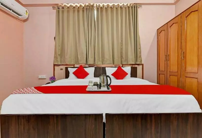 Flagship Hotel Regal Stay