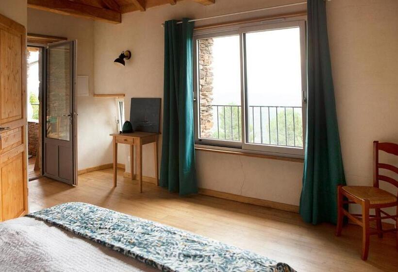 ペンション L Aube Des Fourniels