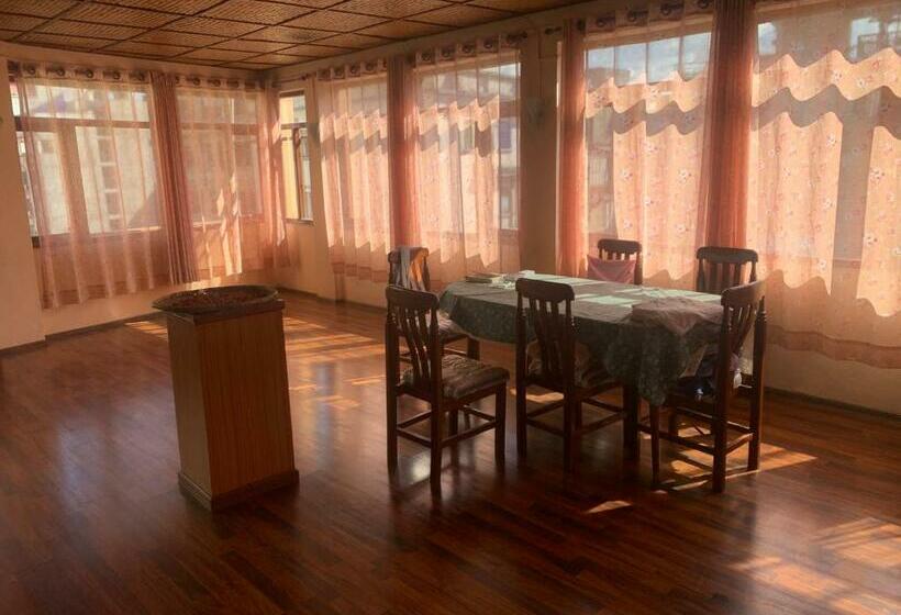 پانسیون Lhasa Guest House