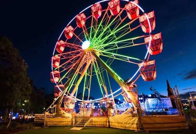 پانسیون Nomad Inn