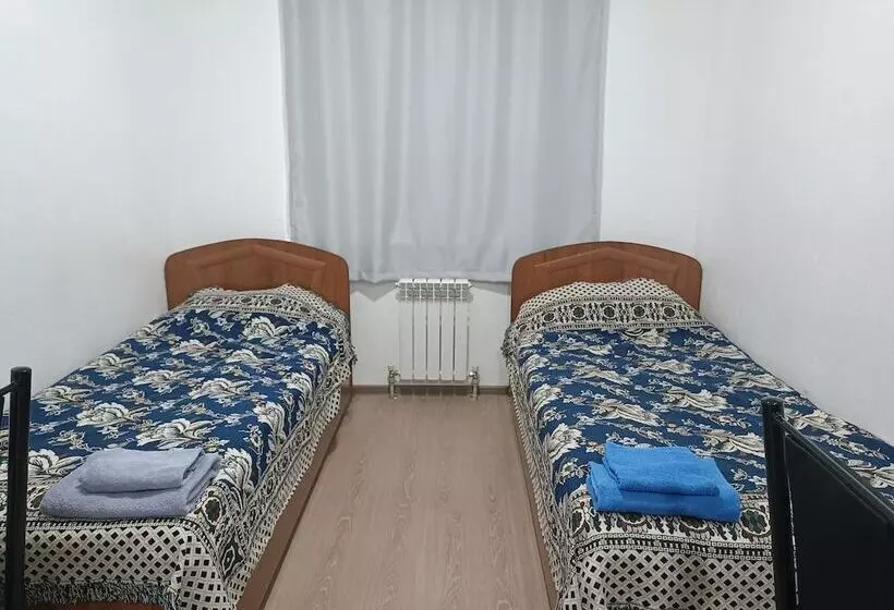 پانسیون Nomad Inn