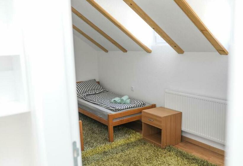 پانسیون Soba Konak 1