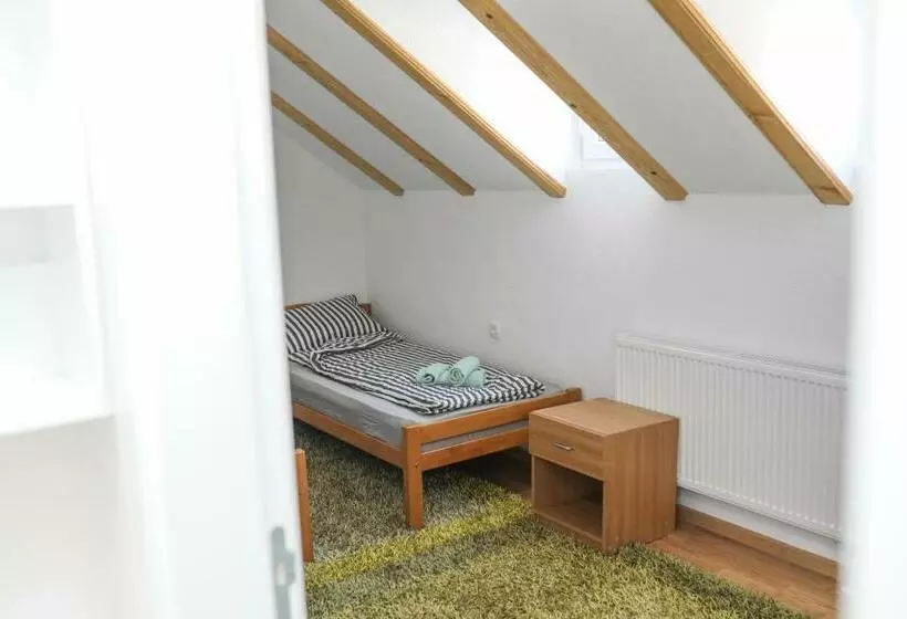 پانسیون Soba Konak 1