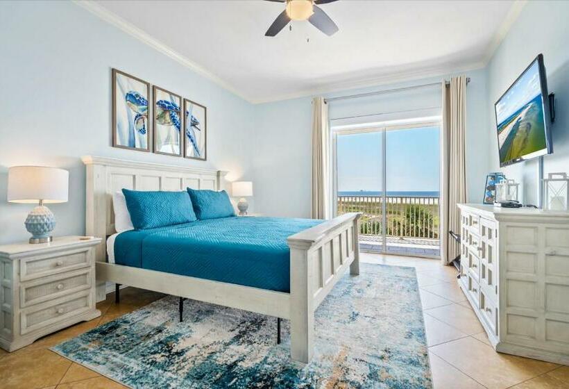 The Pelican Place   Amazing Views, Top Floor Condo