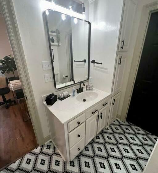 Beautiful 3bed 3bath Min From Lsu And Mall