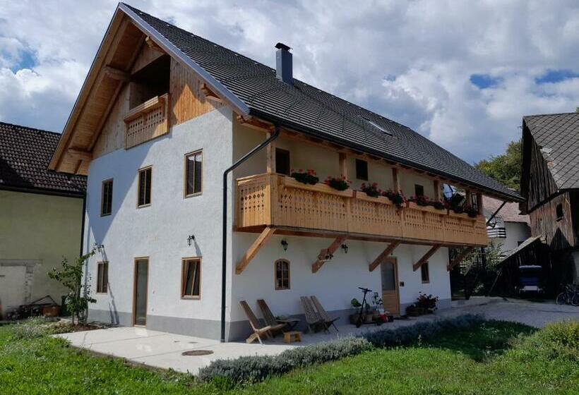 هتل Turistična Kmetija Grabnar