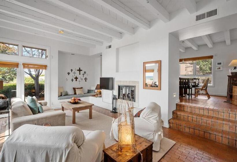 Jemez   Fantastic Views, Community Pool