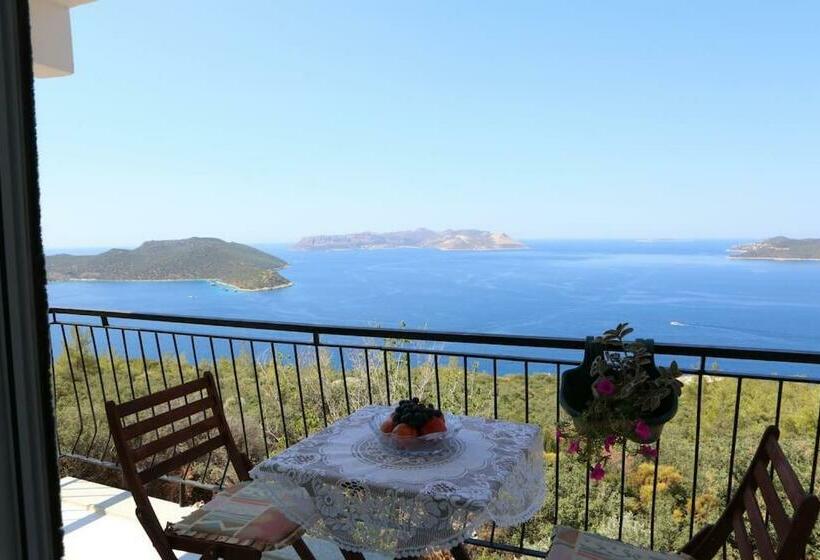 Kaş Ay Işığı Suit Apart