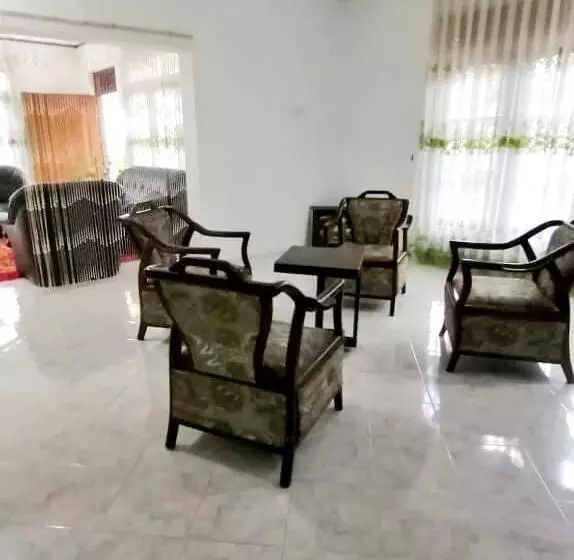 Mountain Paradise Home Stay