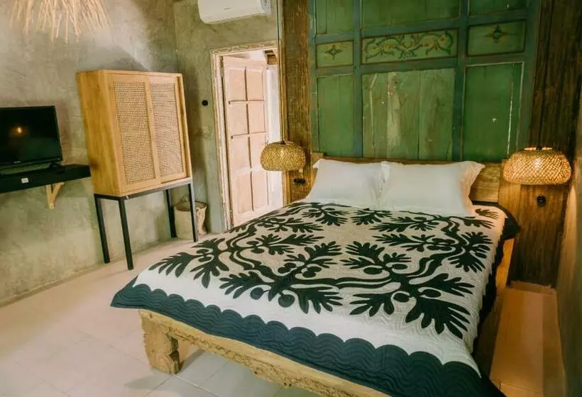 Majatalo East Room At Semadi Living