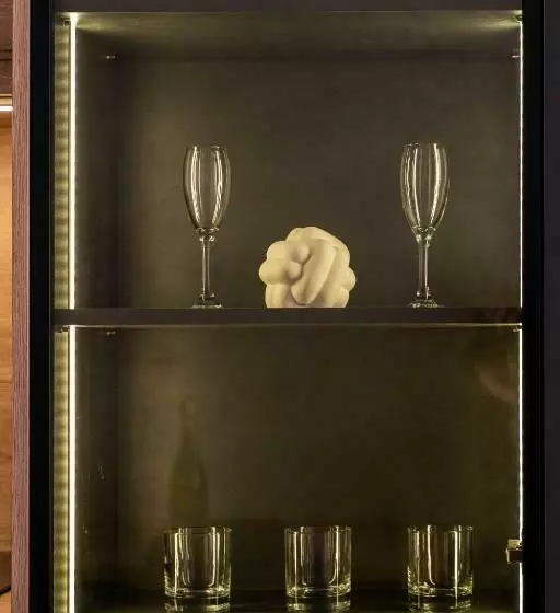 Rentwill Apartments Gold