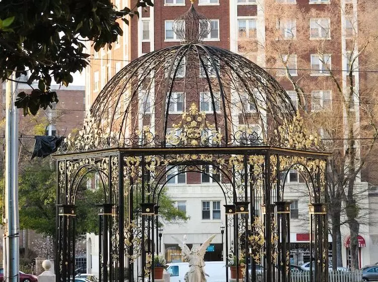 Aamiaismajoitus (B&B) Hassinger Daniels Guest House