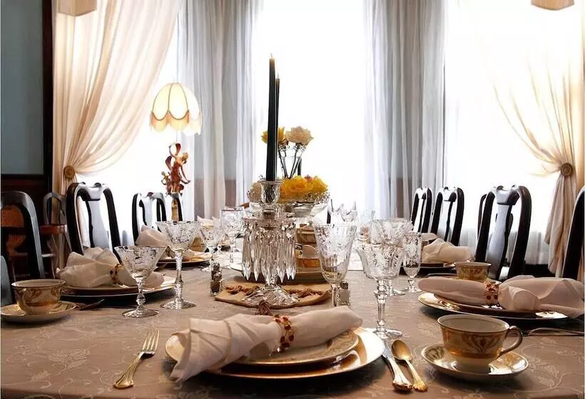 Aamiaismajoitus (B&B) Hassinger Daniels Guest House