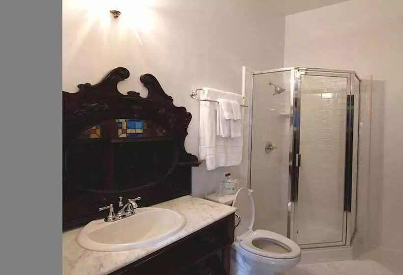 Aamiaismajoitus (B&B) Hassinger Daniels Guest House