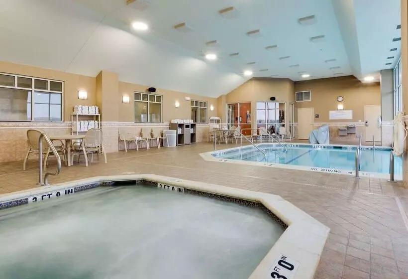 酒店 Drury Inn & Suites St. Louis/o Fallon, Il