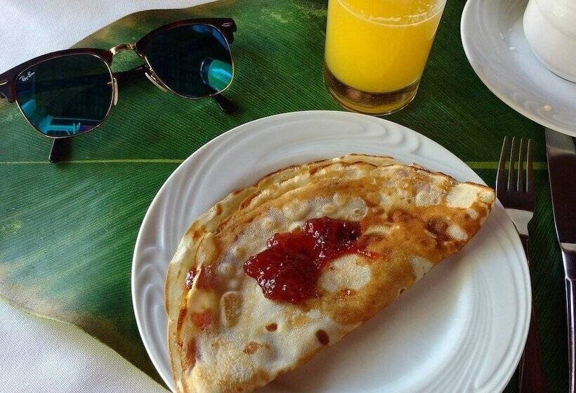 Otel Eliconial Paraty Pousada