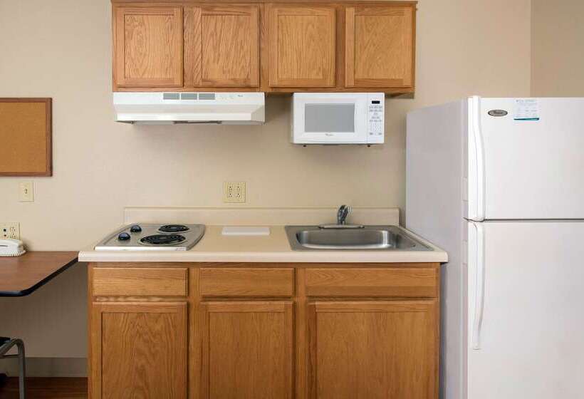 בית מלון כפרי Extended Stay America Select Suites  Cincinnati  Sharonville