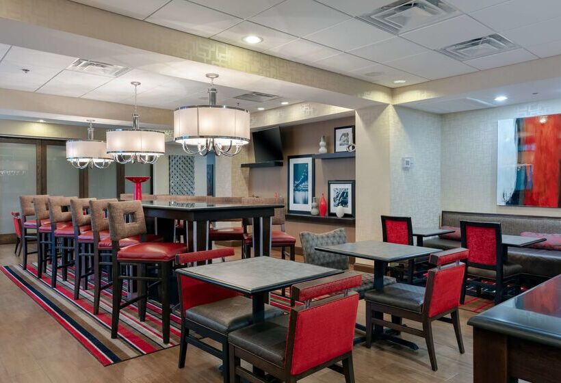 בית מלון כפרי Hampton Inn Atlanta Mcdonough