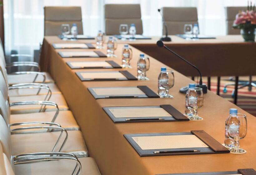 Отель Movenpick  Enshi