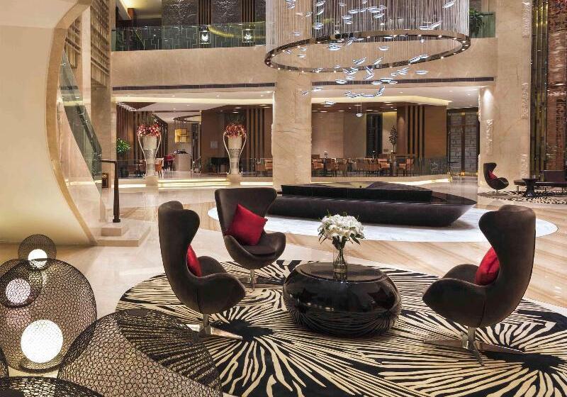 Отель Movenpick  Enshi