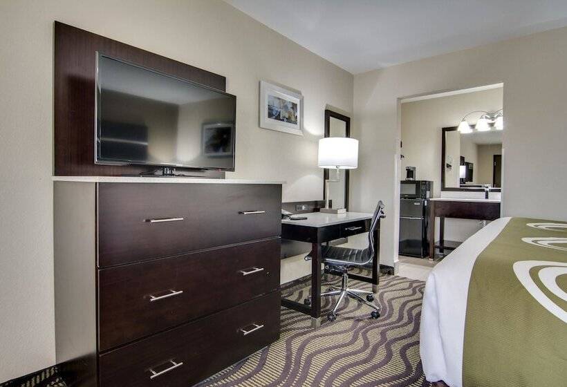 בית מלון כפרי Quality Inn & Suites Athens University Area