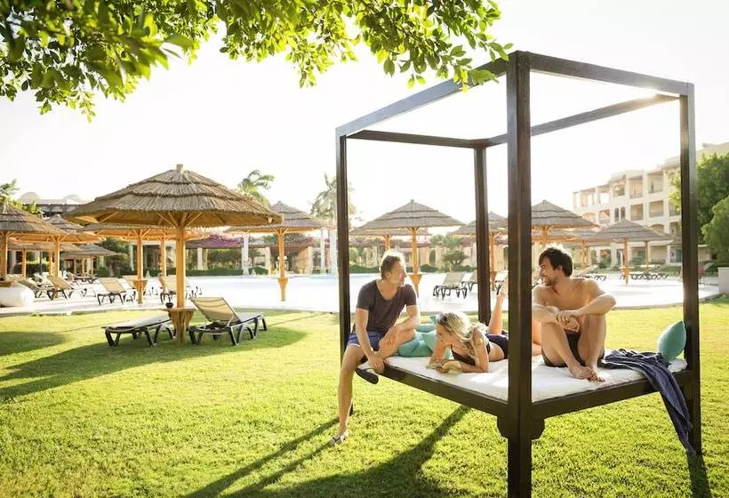 هتل Robinson Soma Bay