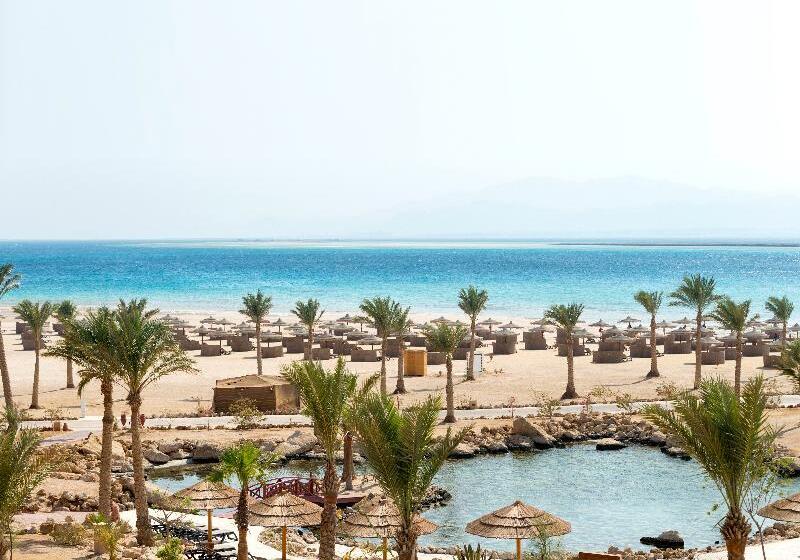 هتل Robinson Soma Bay