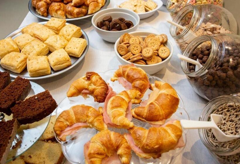 ホテル Y Spa San Carlos