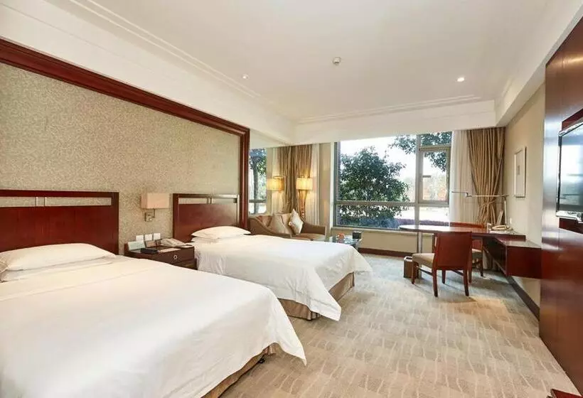 Отель Tongli Lakeview