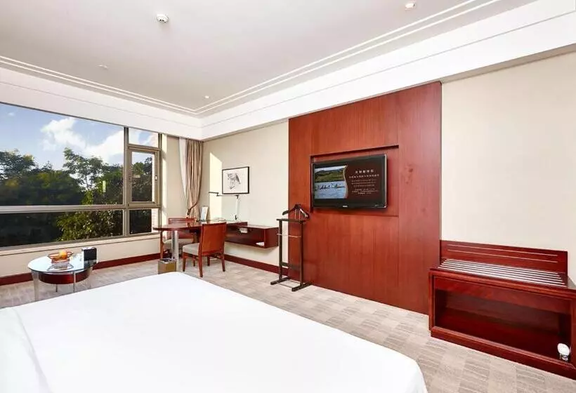 Отель Tongli Lakeview