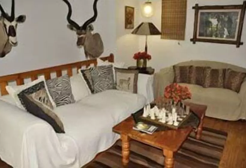 Пансион Crane S Nest Guest House At 212