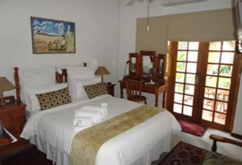 Пансион Crane S Nest Guest House At 212