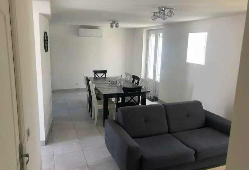 Agréable Maison Climatisée Avec Cour