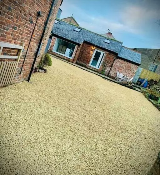 Beautiful Country Retreat For 6, With Free Parking