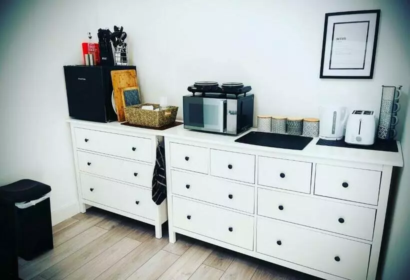 Beautiful Country Retreat For 6, With Free Parking