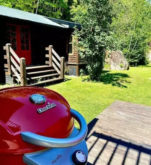 Chalet L Alpiniste & Spa / Near Mont Tremblant!